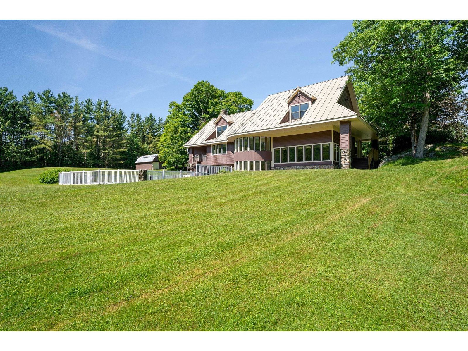 464 Pleasant Valley Road