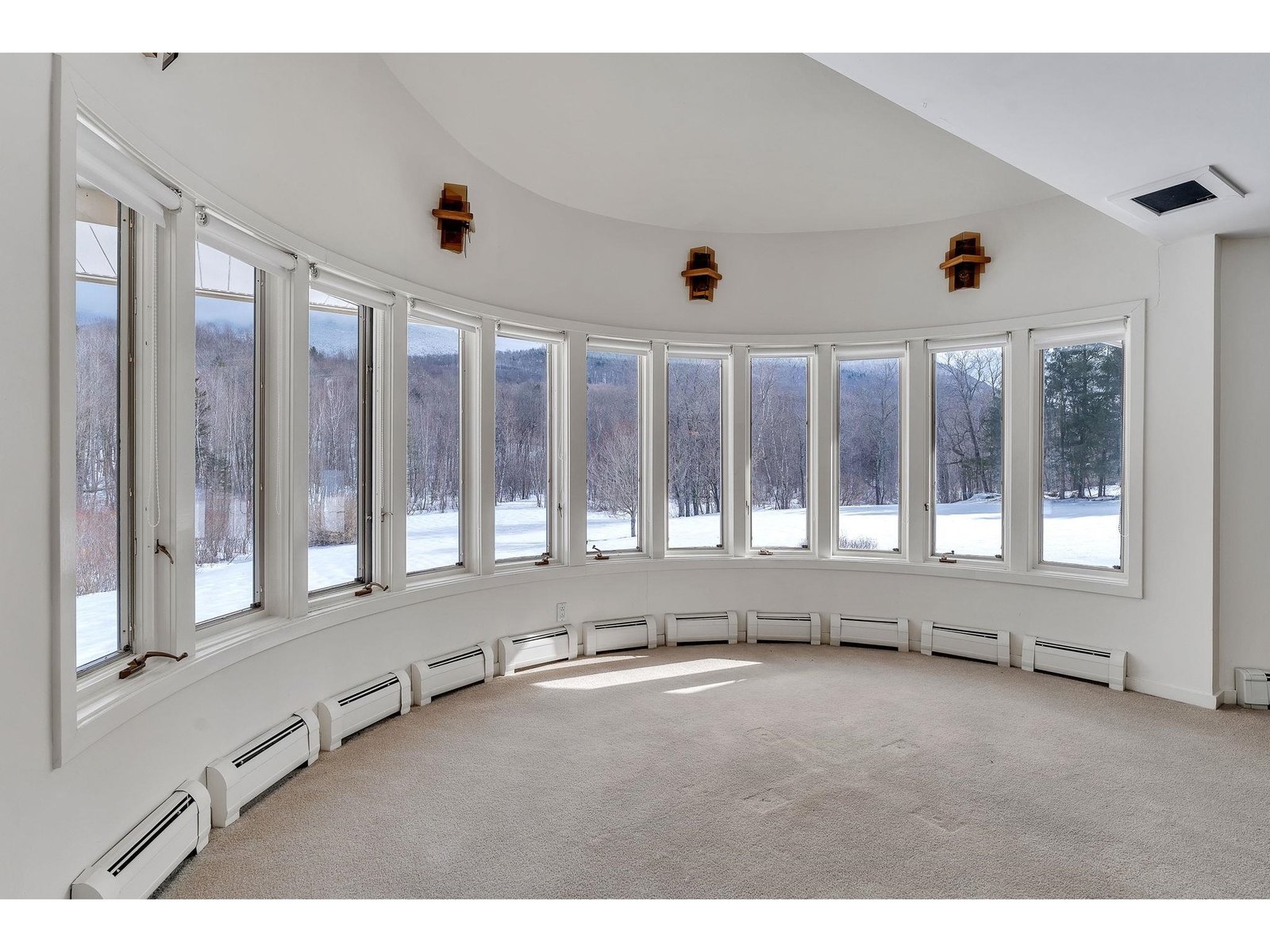 464 Pleasant Valley Road