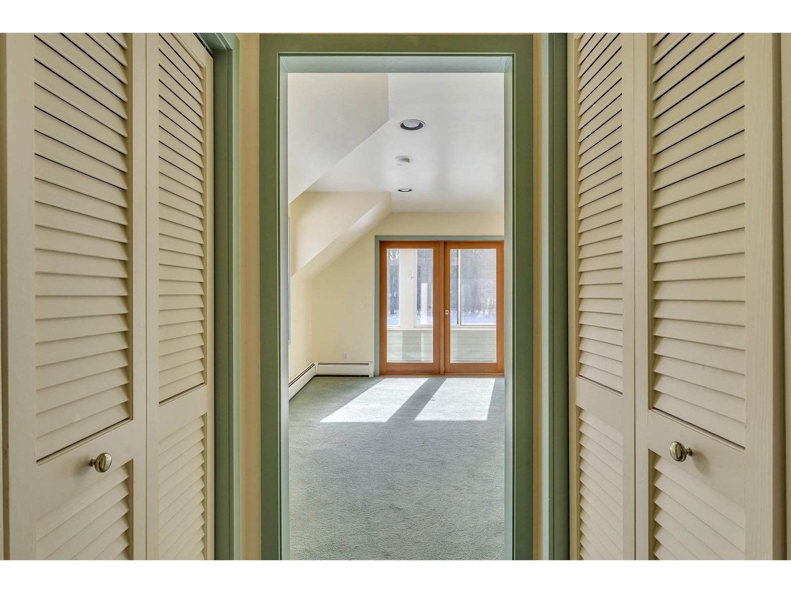 464 Pleasant Valley Road