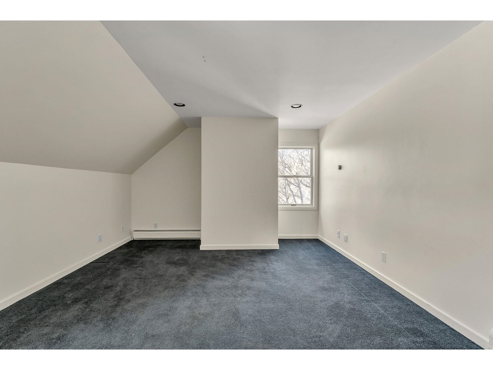 464 Pleasant Valley Road