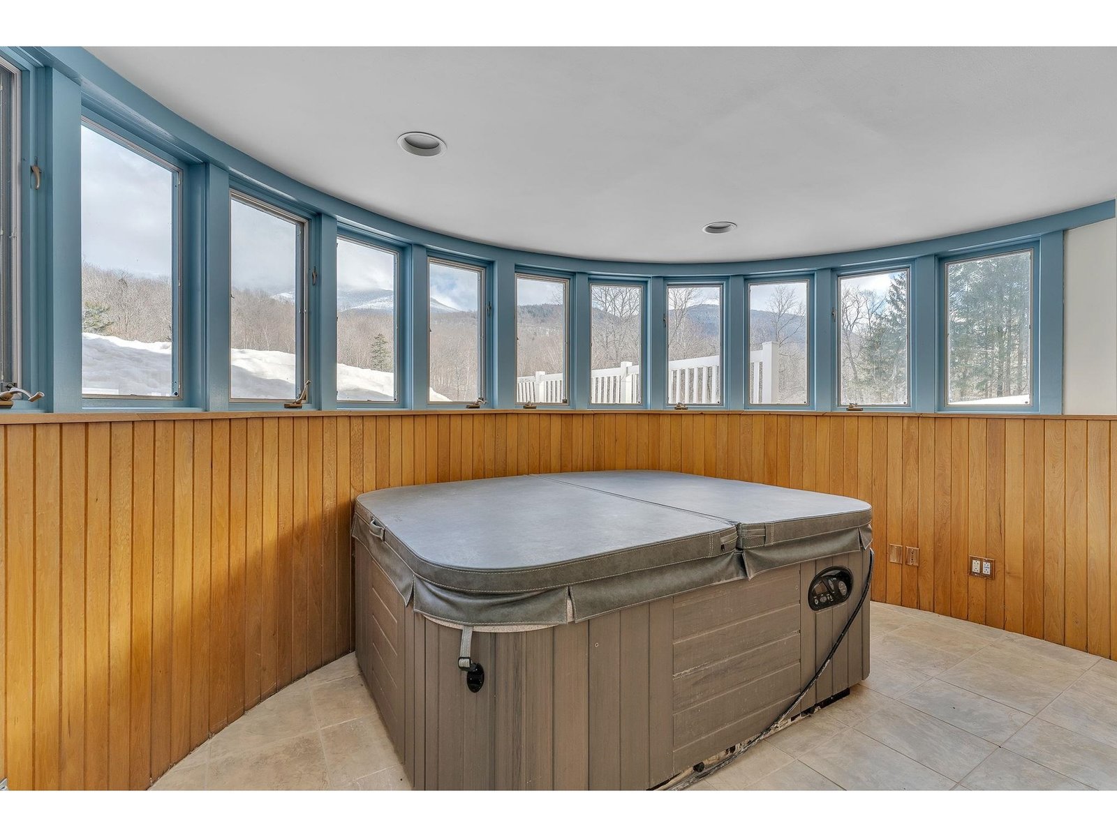 464 Pleasant Valley Road