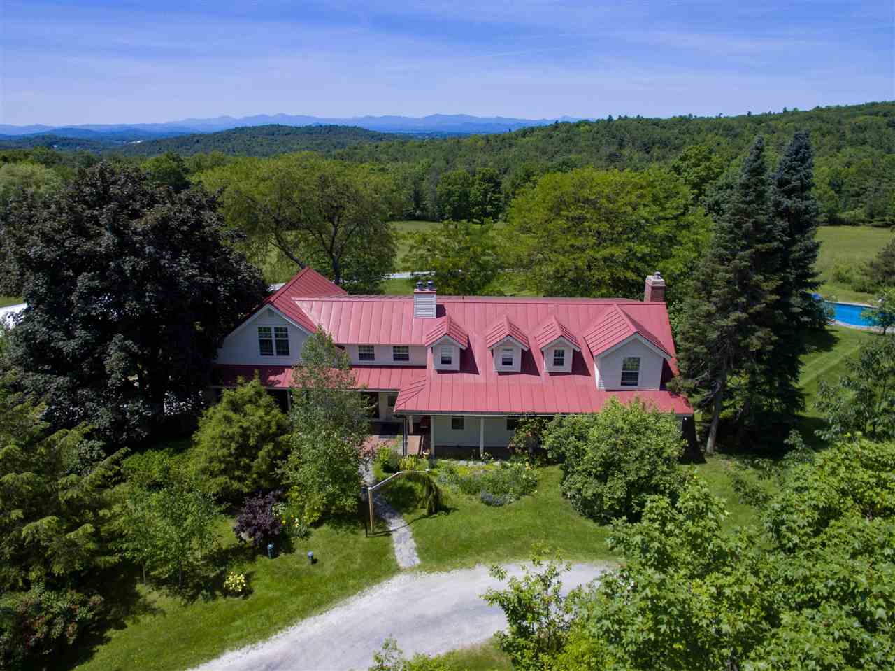 1451 Butternut Road Williston, Vermont Sold in 2017