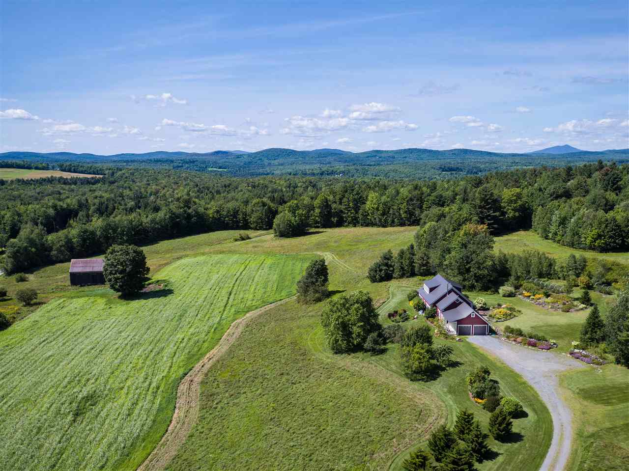 5514 East Hill Road Wolcott, Vermont Sold in 2018