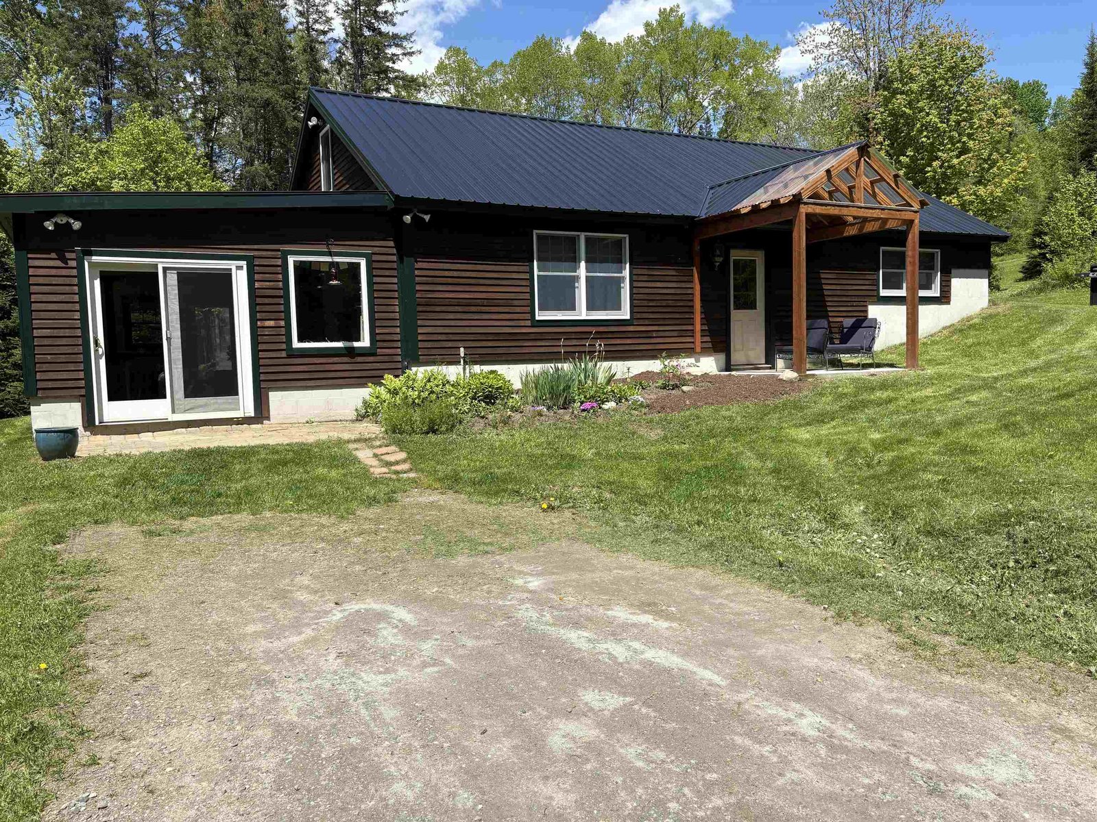 4646 Kirby Mountain Road, Kirby