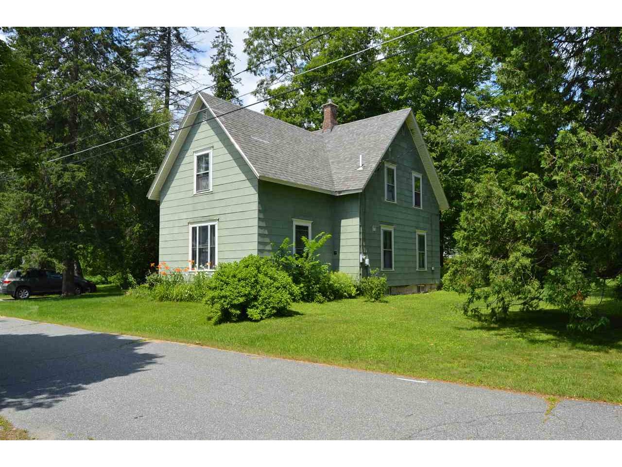 8 Maple Street Wells River, Vermont Sold in 2018