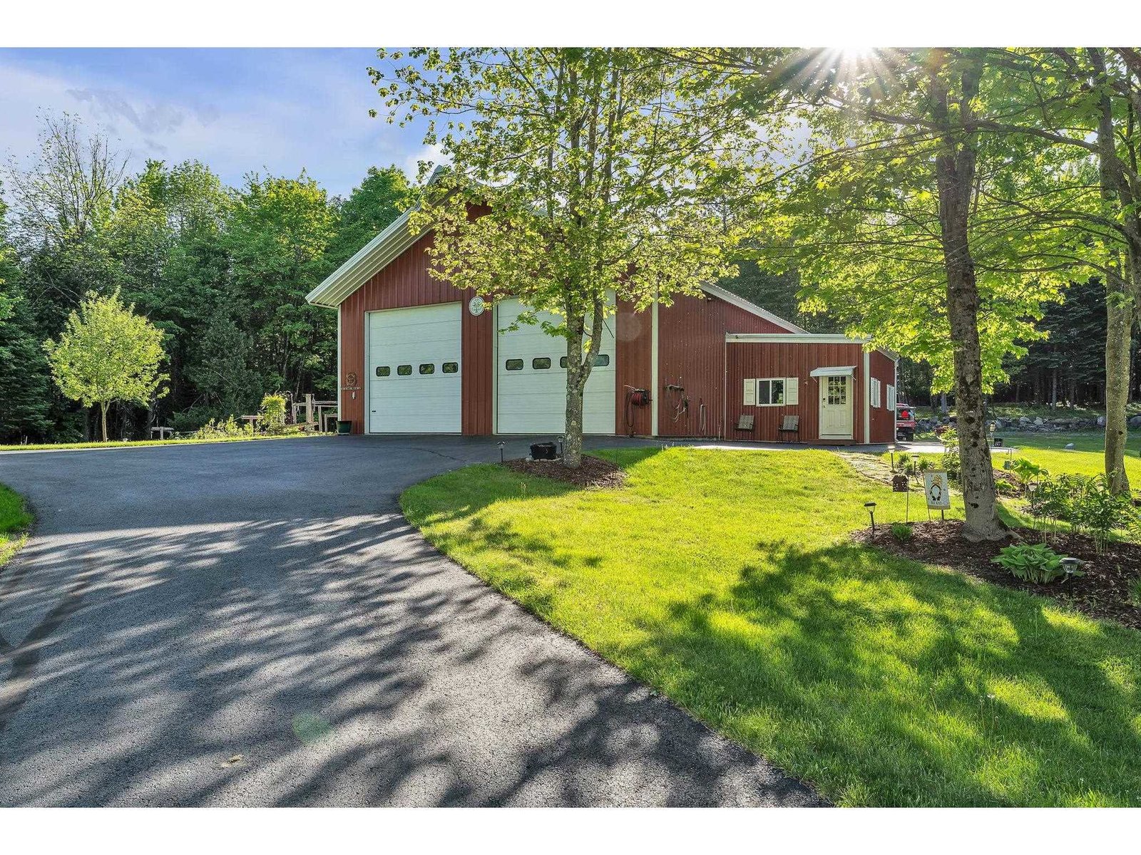 40'x100' Detached Garage
