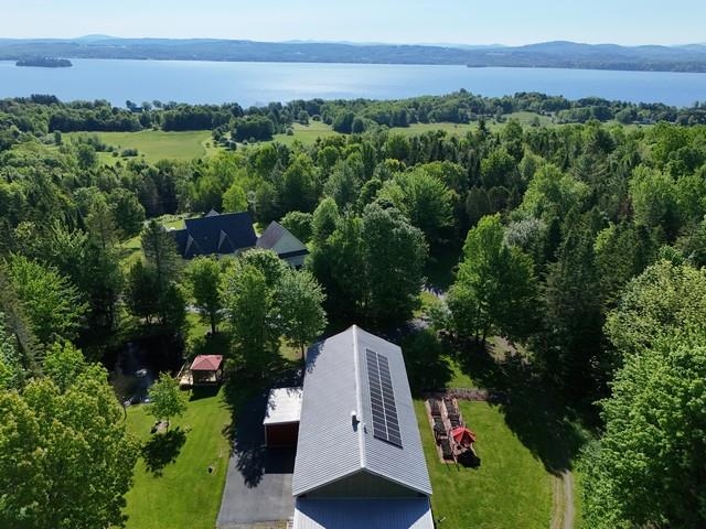 4647 Lake Road