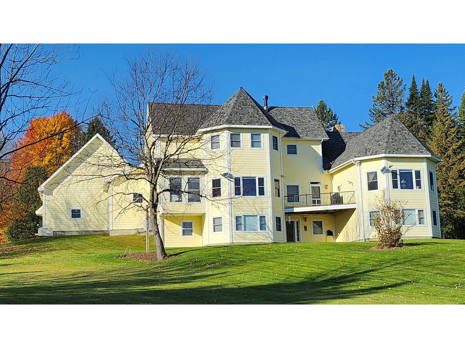 4647 Lake Rd. Newport Town