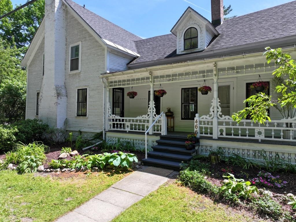 466 East Main Street, Middlebury