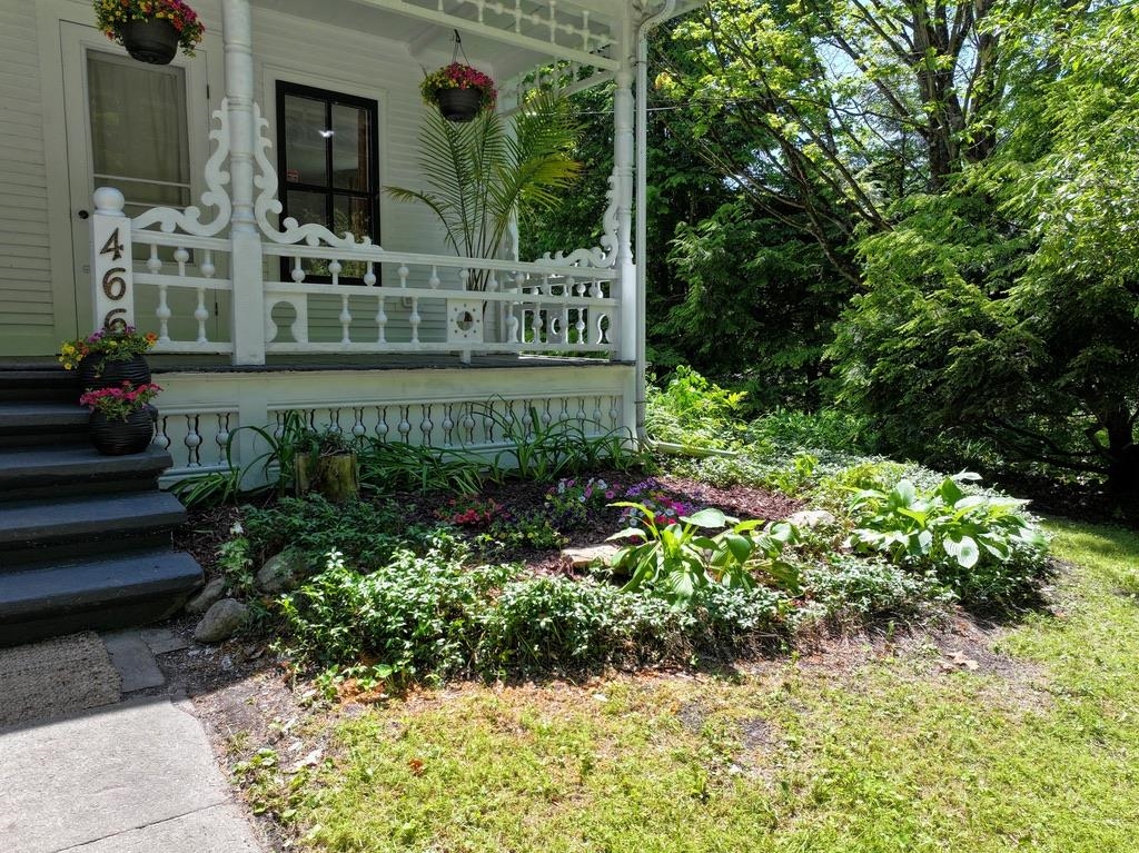 466 East Main Street