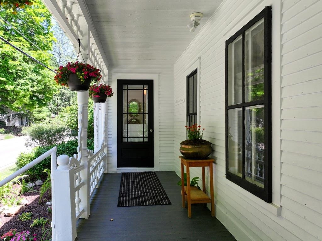 466 East Main Street