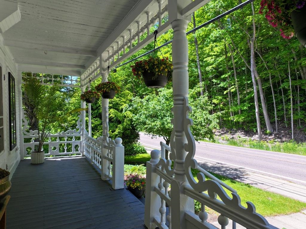 466 East Main Street
