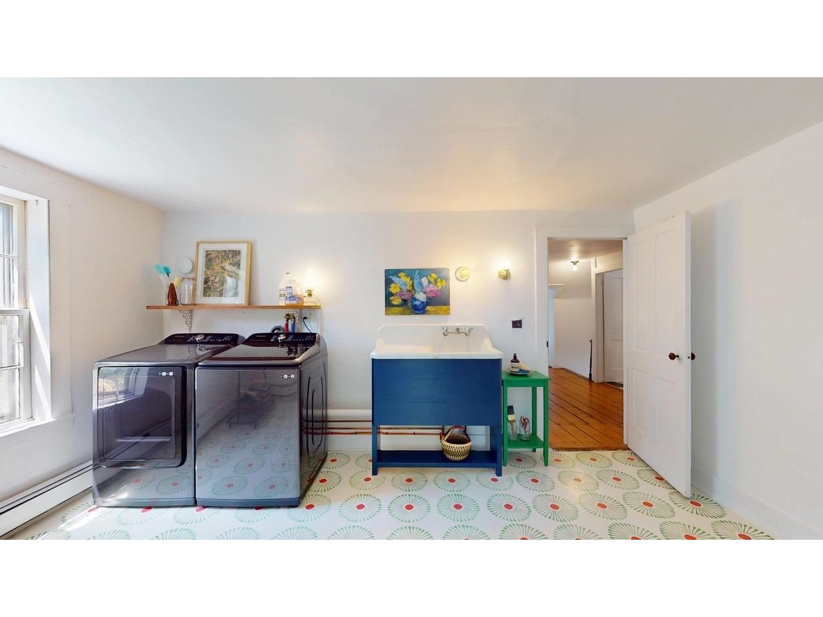 466 East Main Street