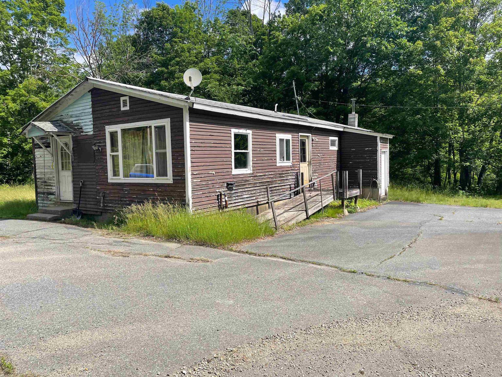 466 Estey Lane