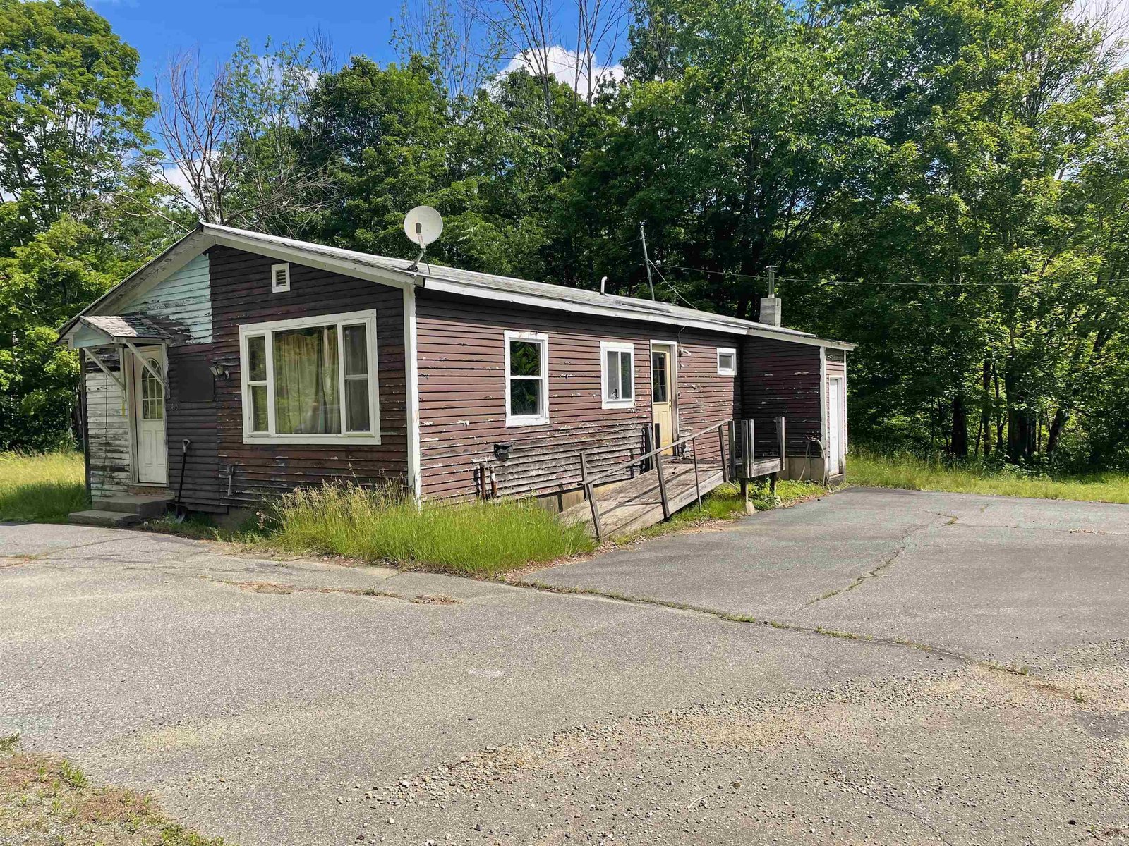 466 Estey Lane