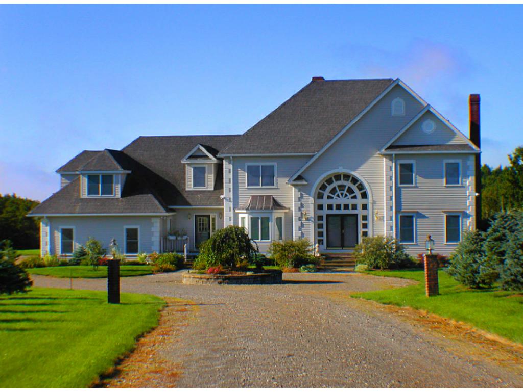 100 Oak Hill Road Dummerston, Vermont Sold in 2017