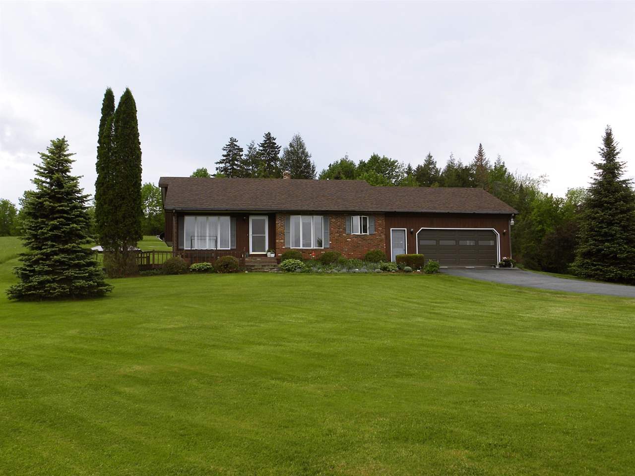 2439 E Albany Road Barton, Vermont Sold in 2018