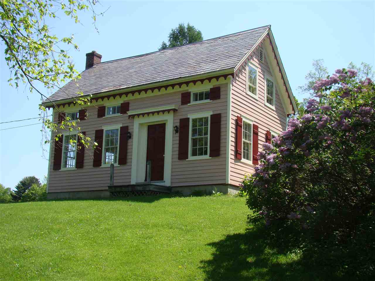 2609 VT Route 31 Poultney, Vermont Sold in 2020