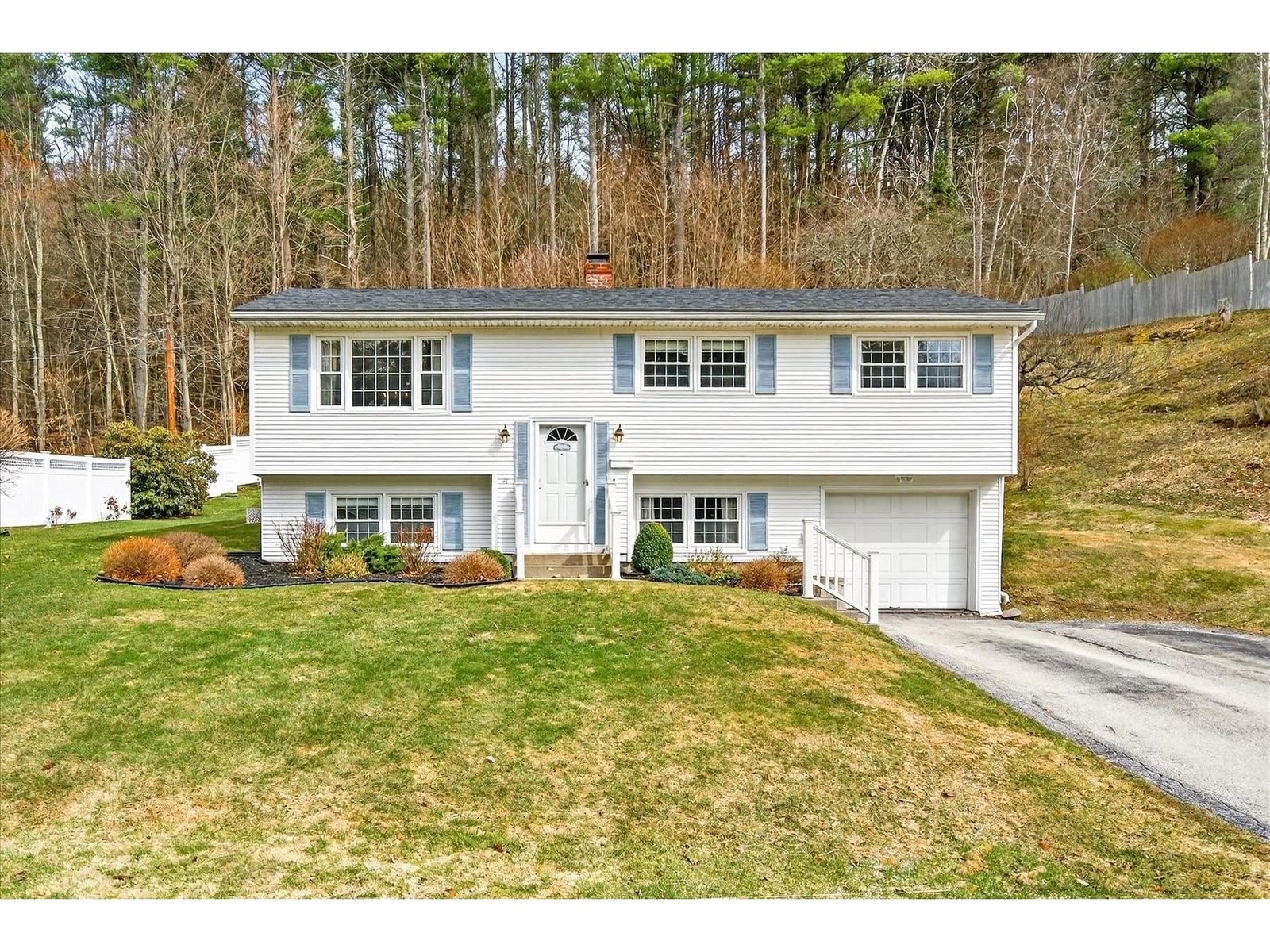 47 Chatterton Park