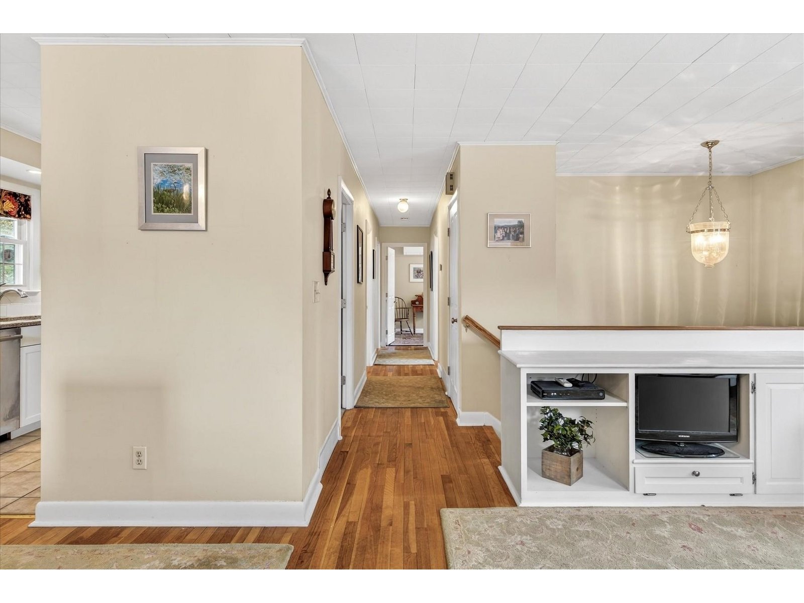 47 Chatterton Park