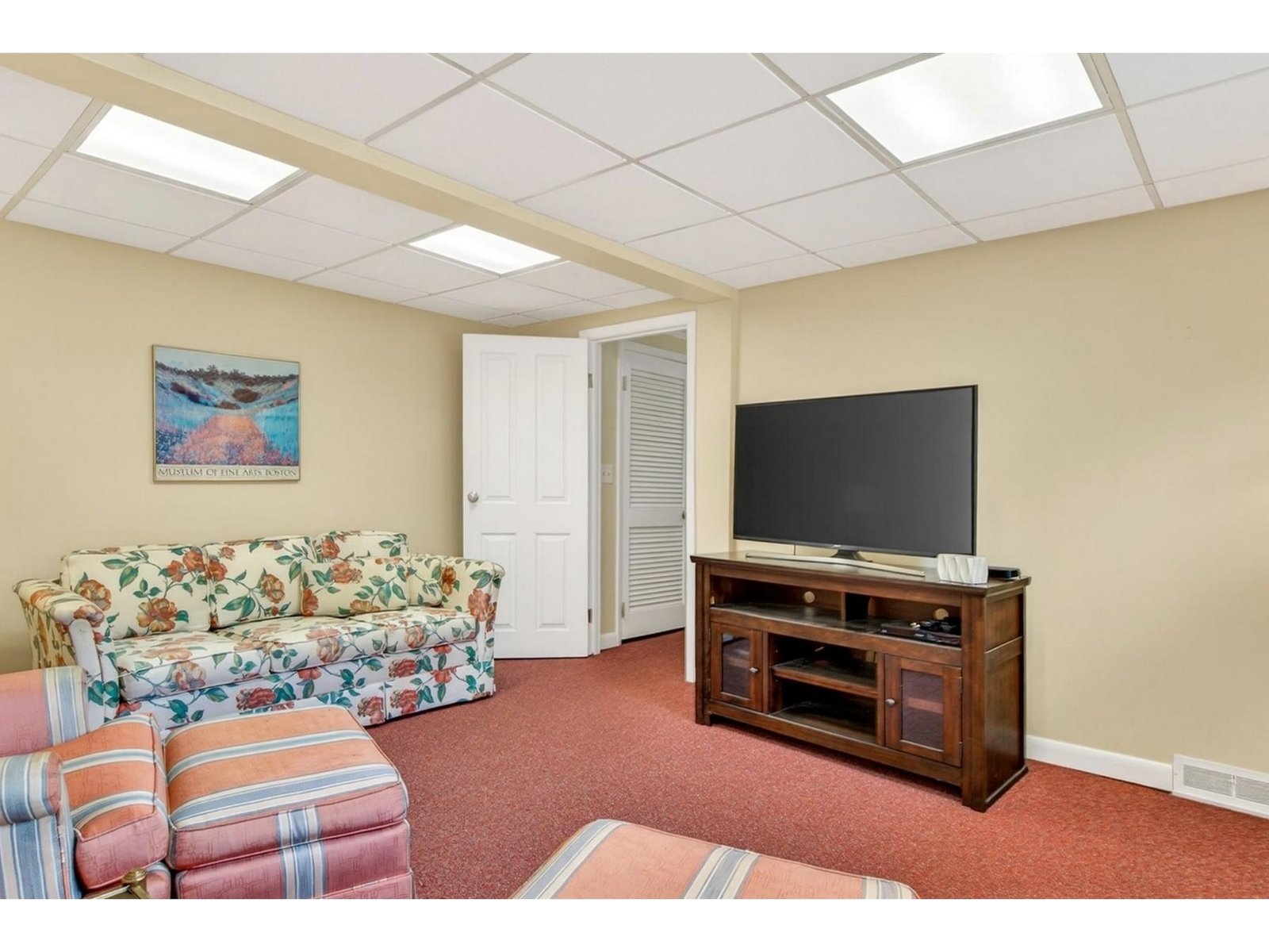 47 Chatterton Park