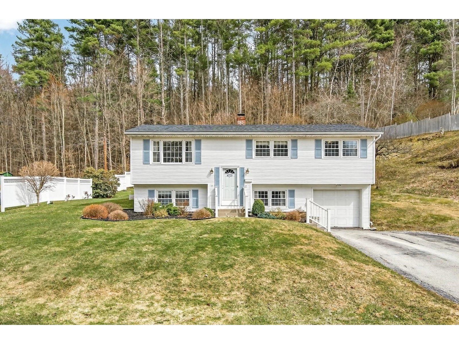 47 Chatterton Park