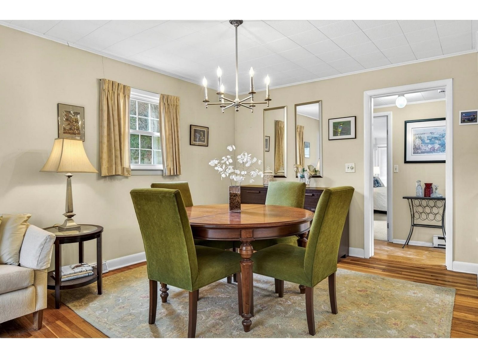 47 Chatterton Park
