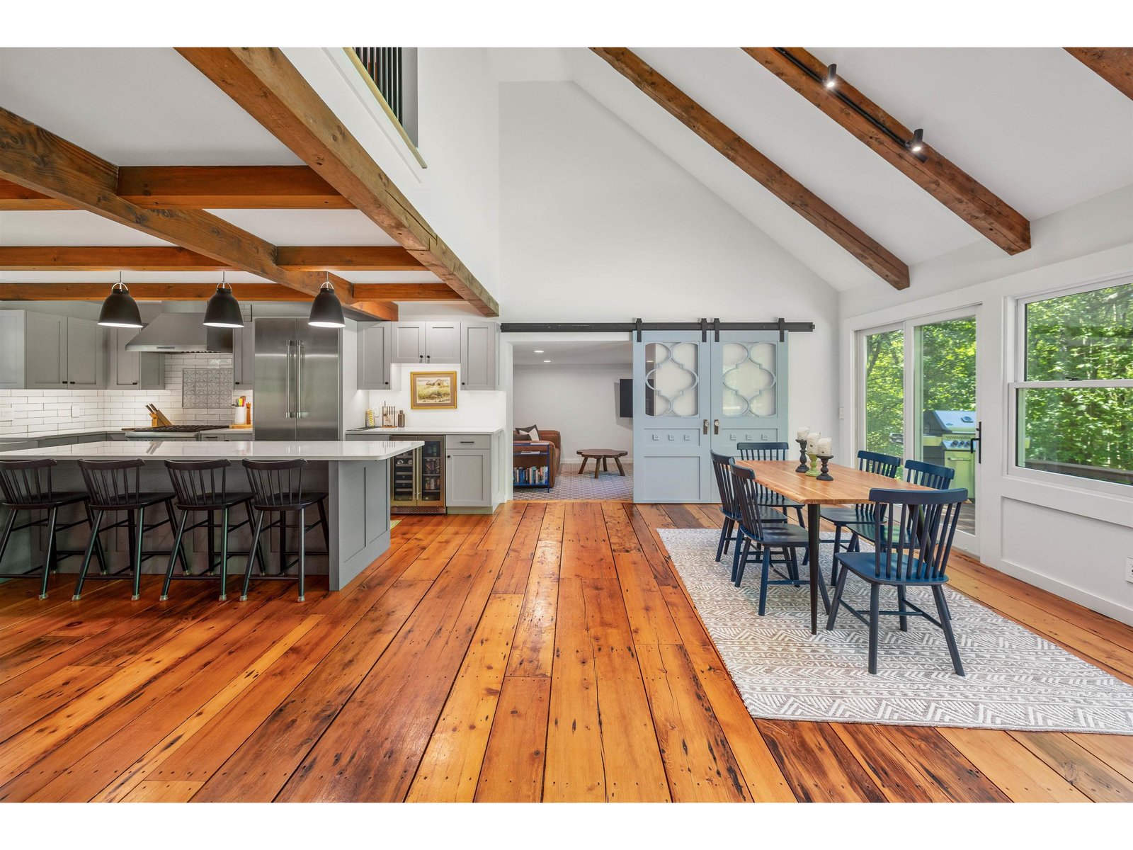47 Hollow View Road, Stowe