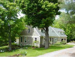 47 Lakeview Drive