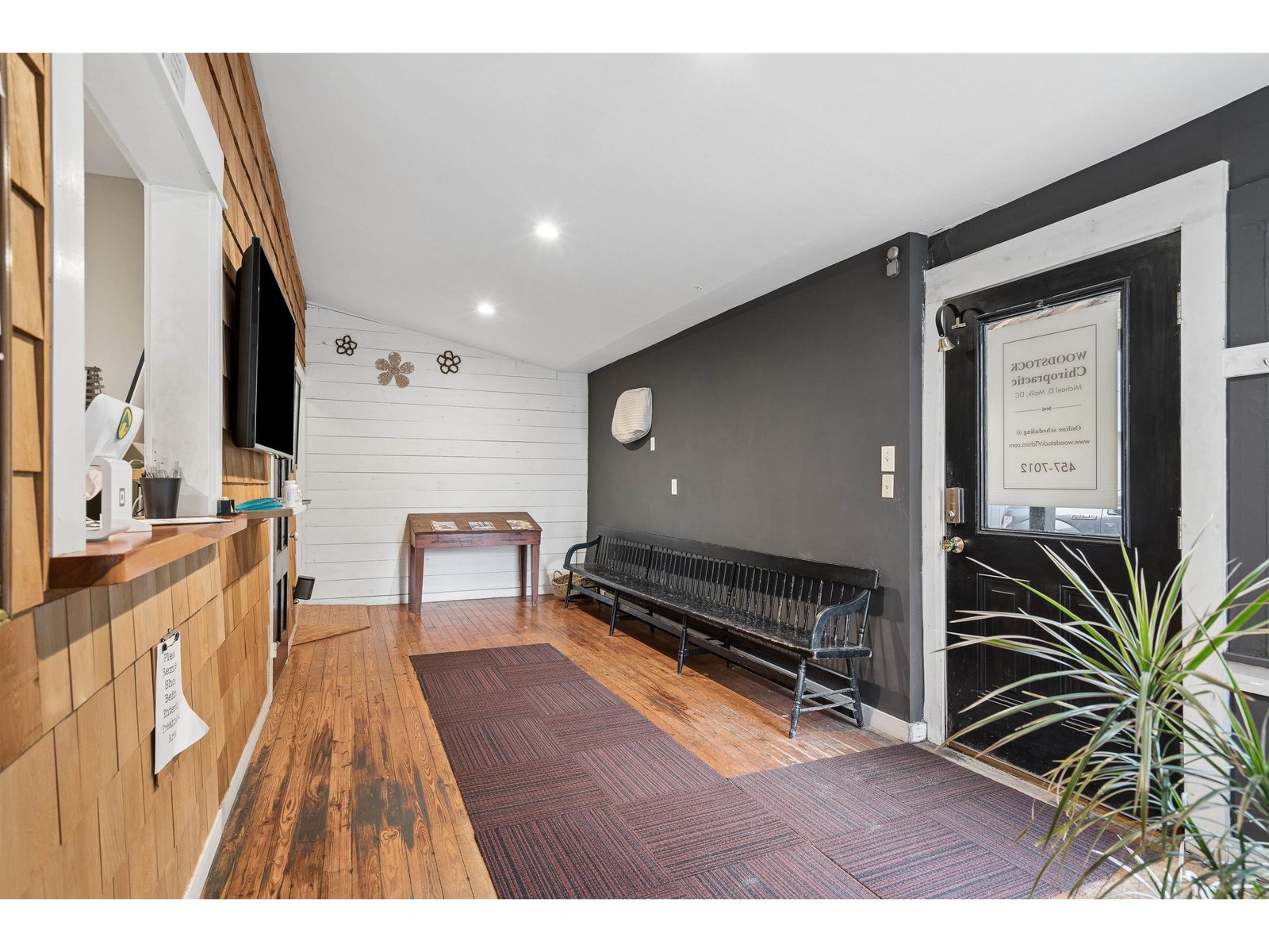 47 Pleasant Street