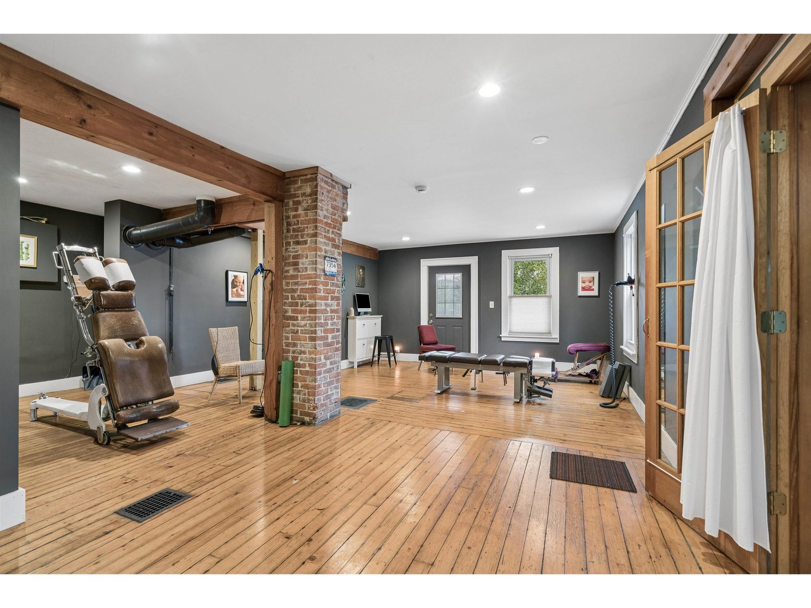 47 Pleasant Street