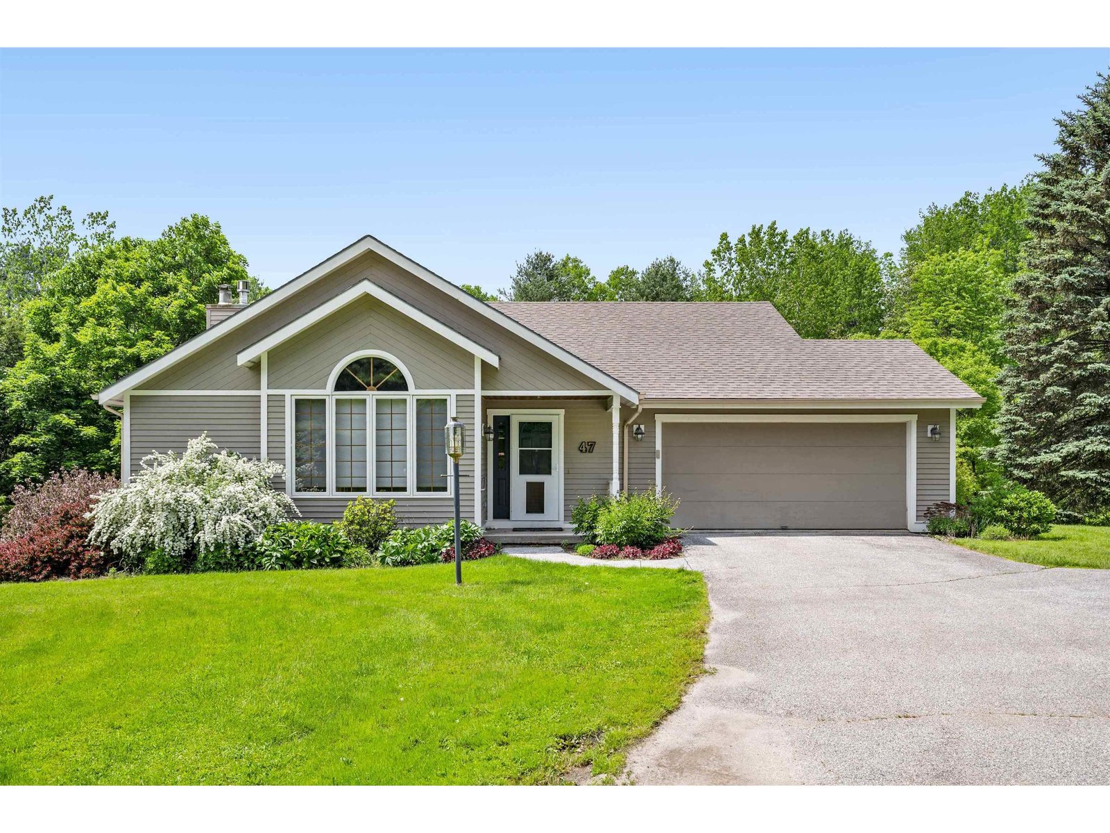 47 Point Ridge Road