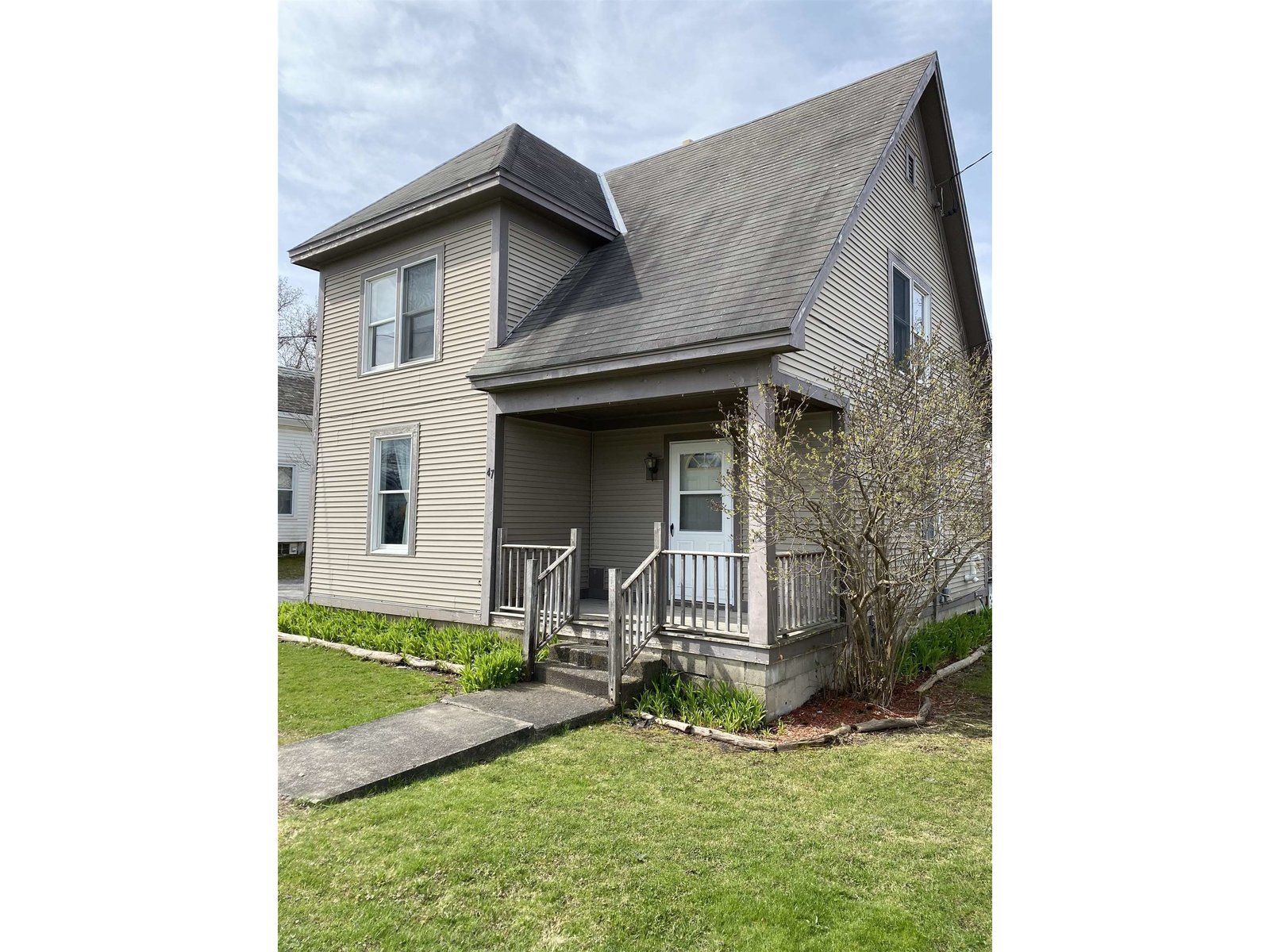 47 Seymour Street, Middlebury 47 Seymour Street, Middlebury