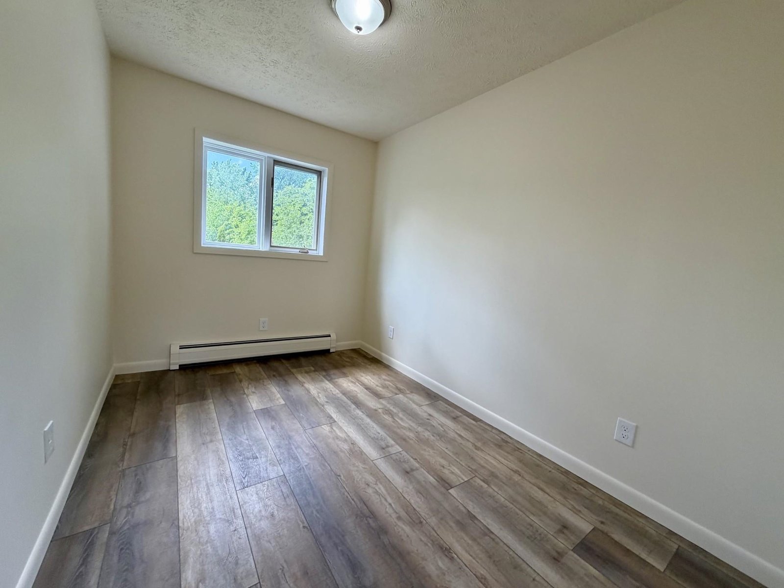 47 Upper Welden Street