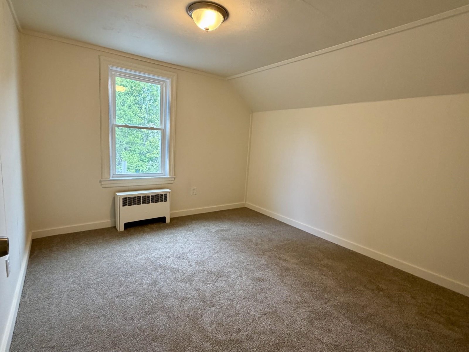 47 Upper Welden Street