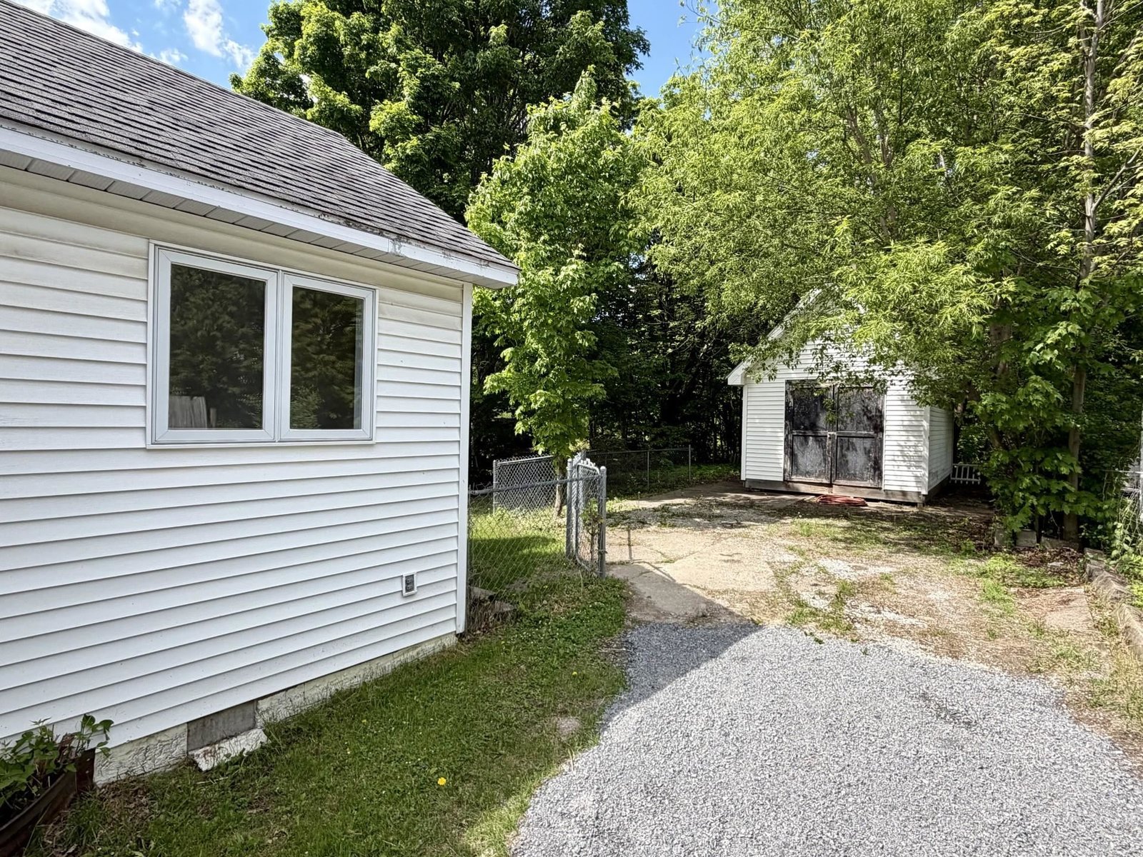 47 Upper Welden Street
