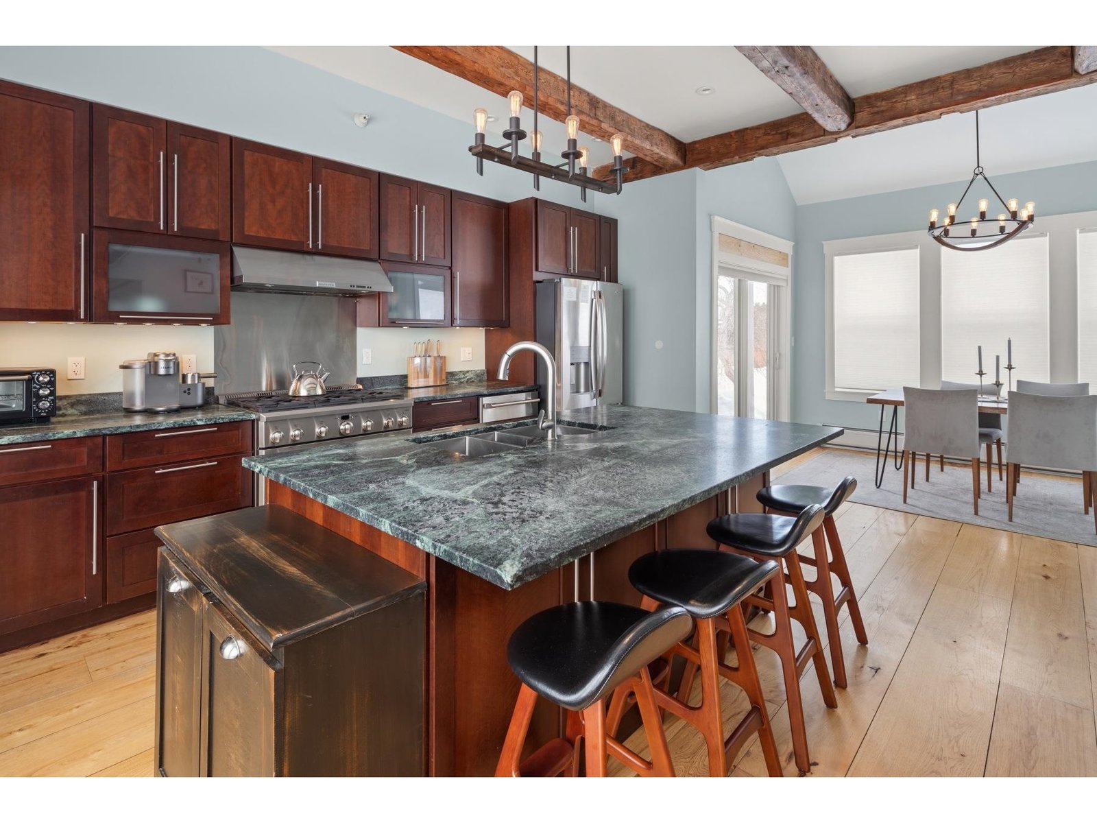 Unit 2 Kitchen/Dining