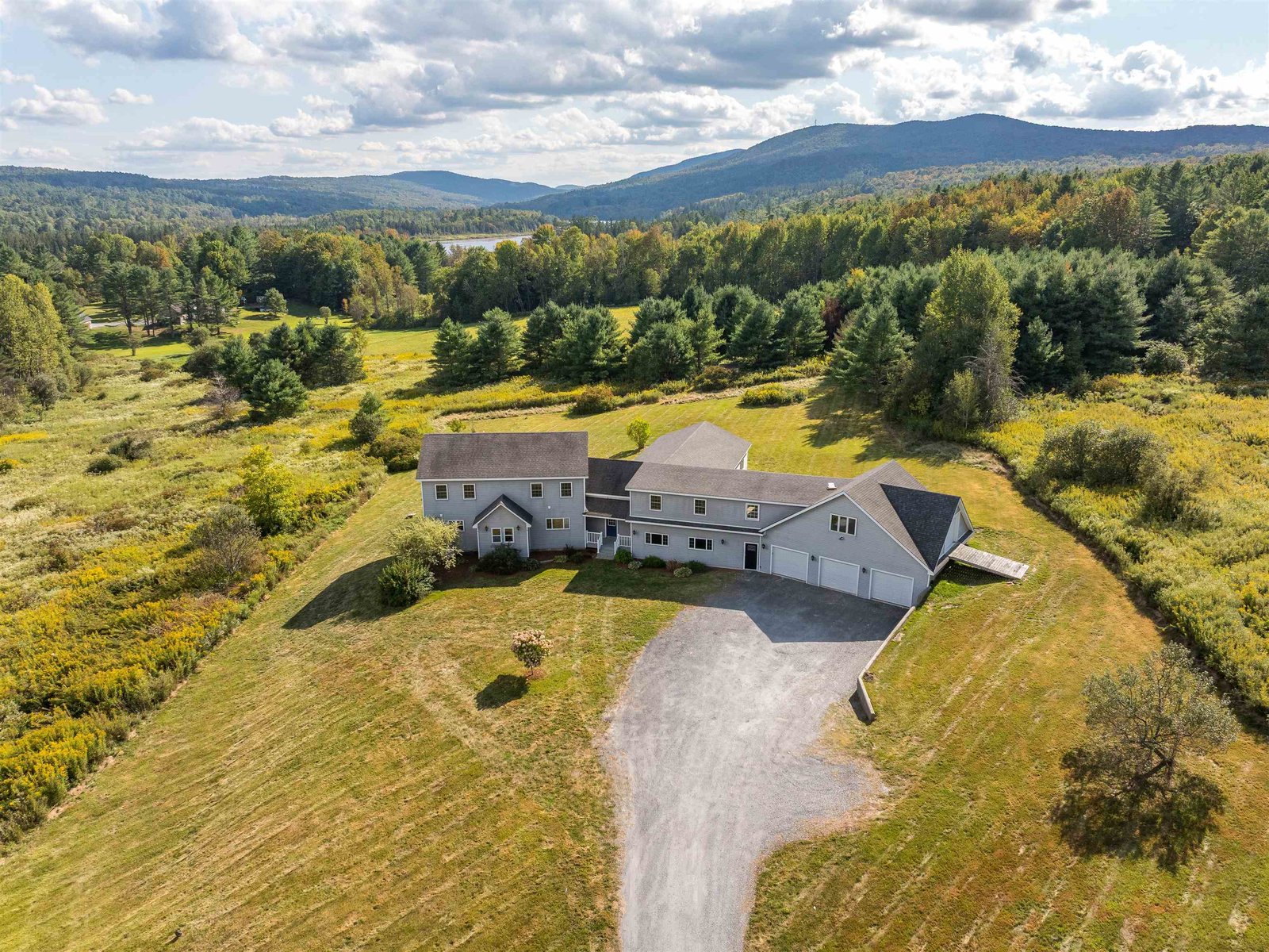471 Crosstown Road