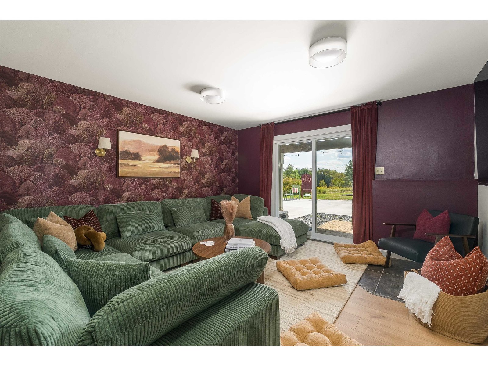 471 Crosstown Road