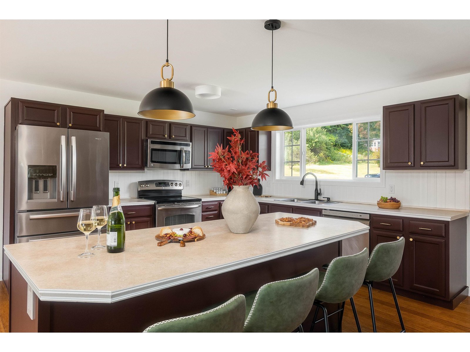 471 Crosstown Road