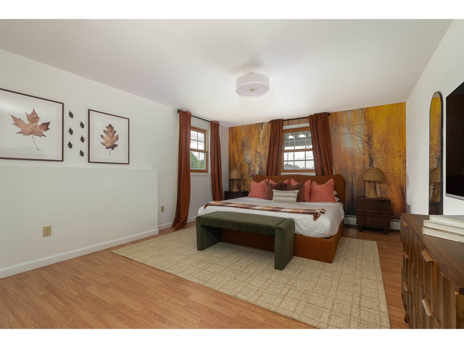 471 Crosstown Road