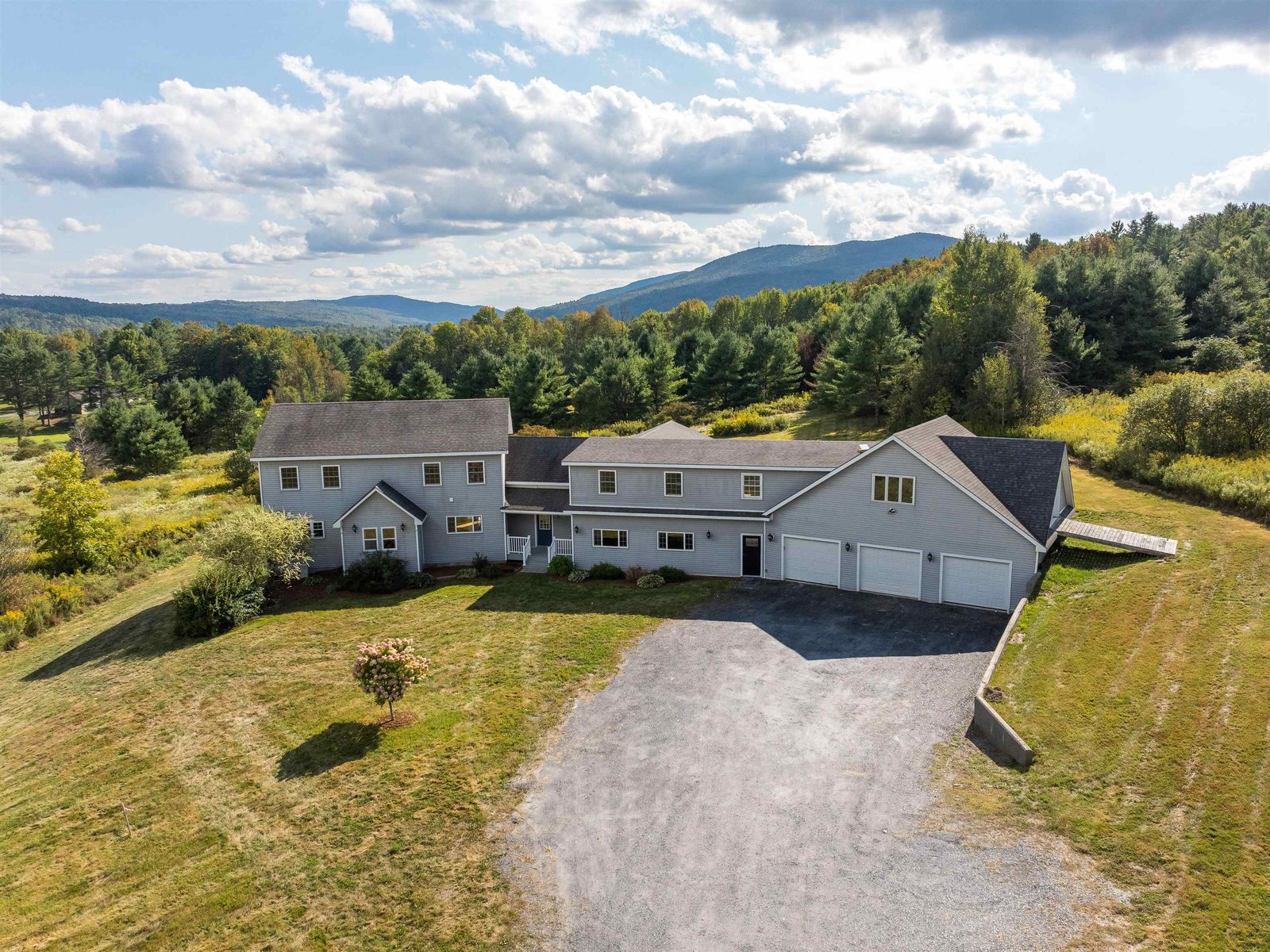 471 Crosstown Road