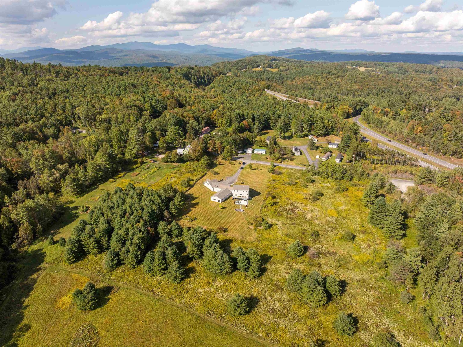 471 Crosstown Road