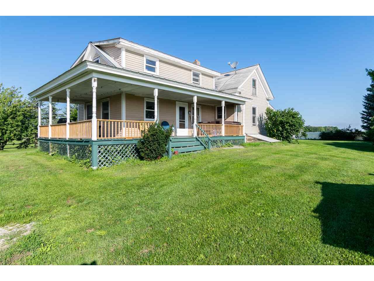 1772 Monkton Road Ferrisburgh, Vermont Sold in 2019