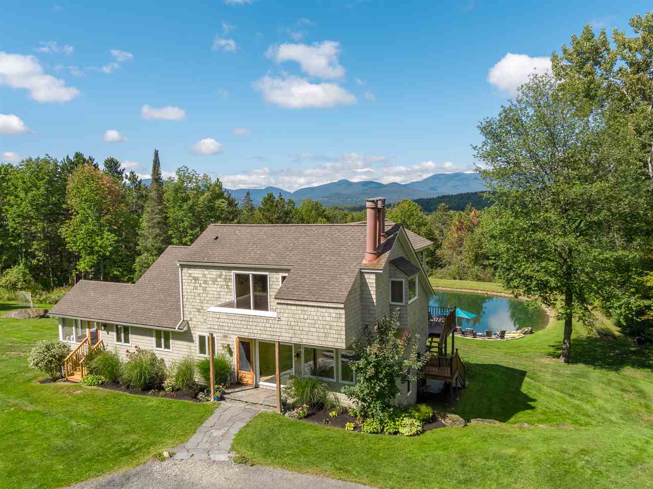 453 Pinnacle Road Stowe, Vermont Sold in 2018 Coldwell Banker