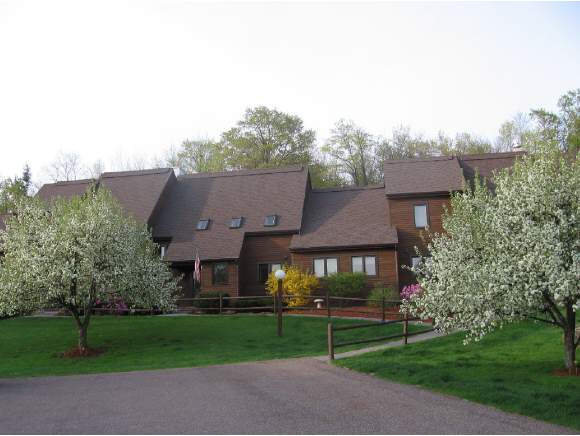 472 Acorn Ln, Unit 472
