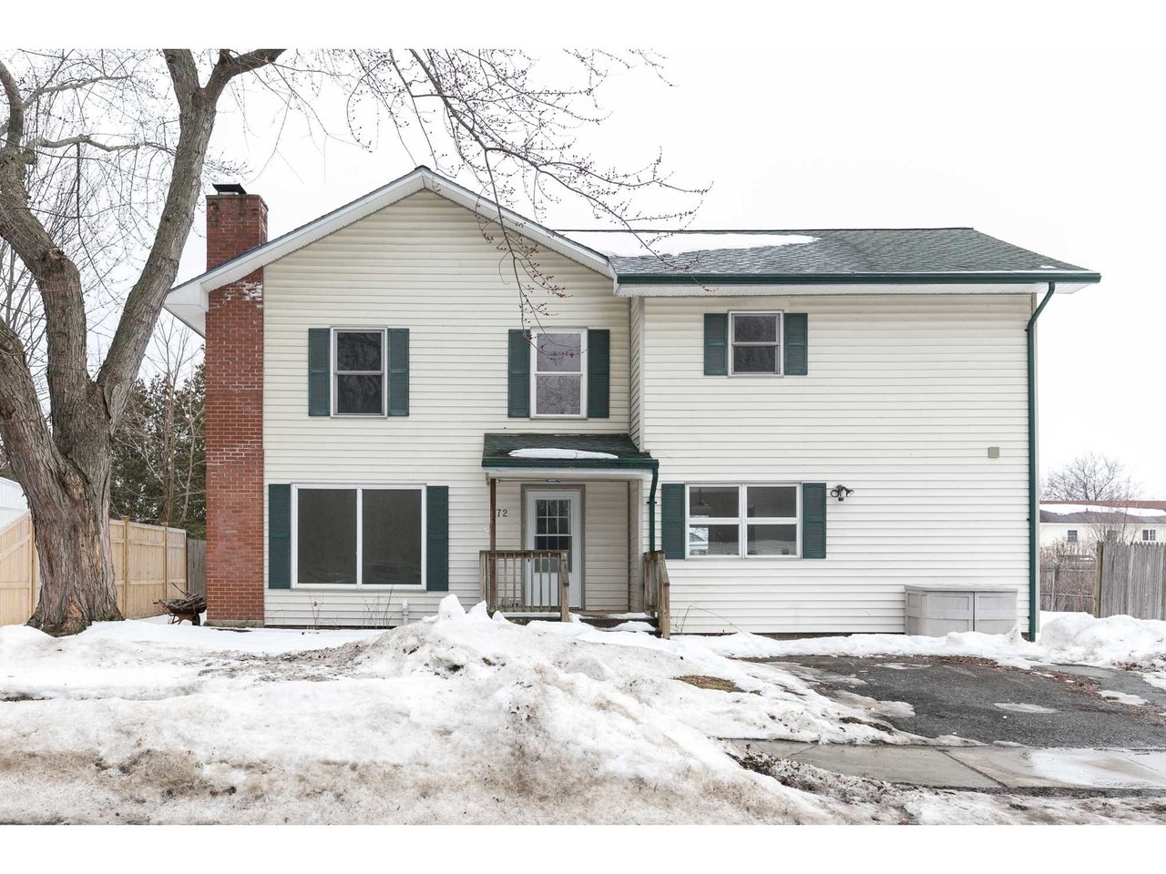 472 Ethan Allen Parkway