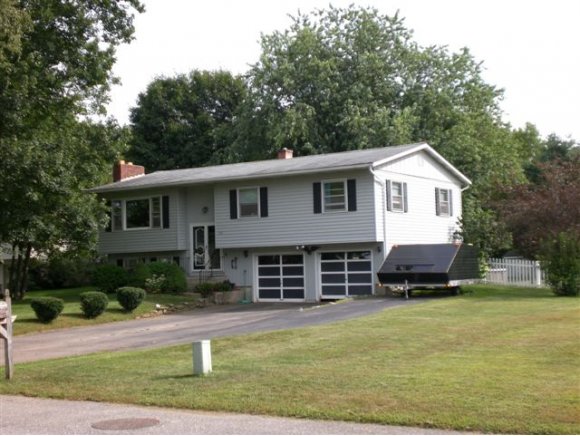 472 Lamplite Ln