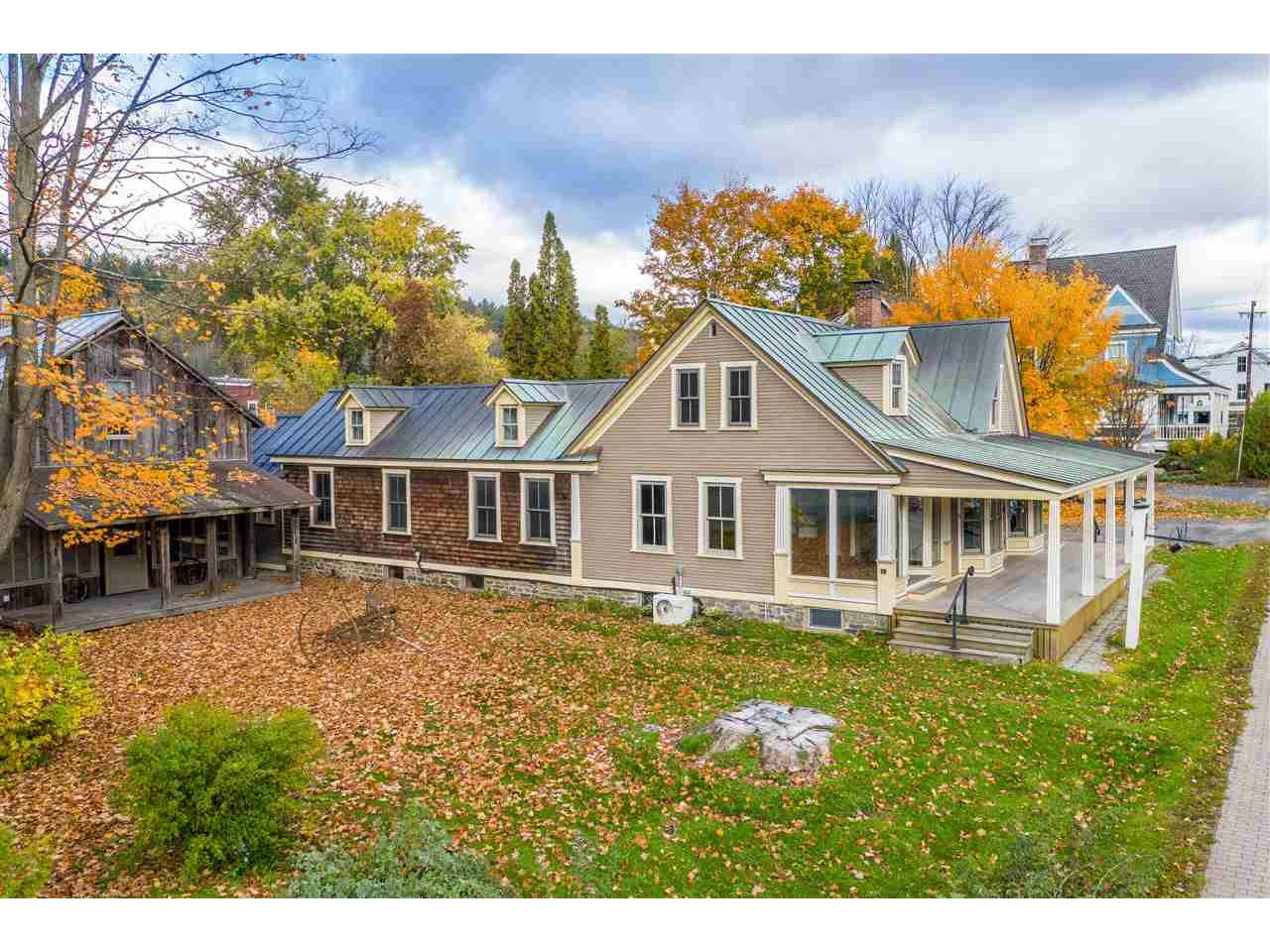 32/34 Park Street Stowe, Vermont Sold in 2019