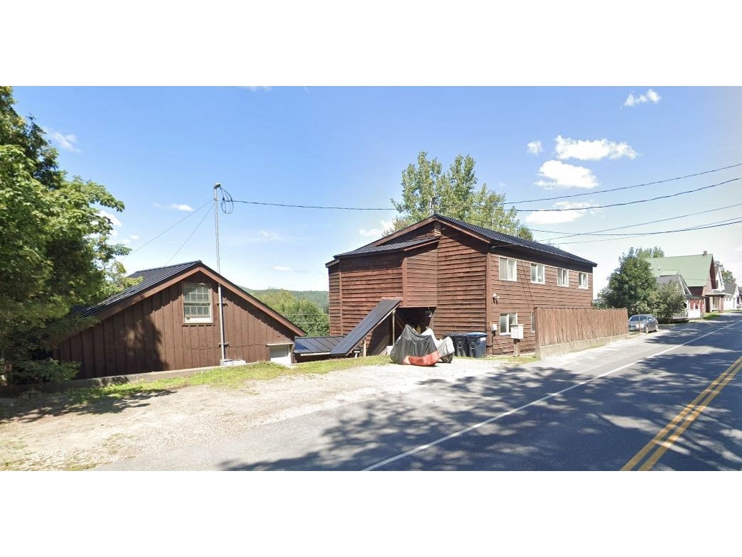 473 Maple Street